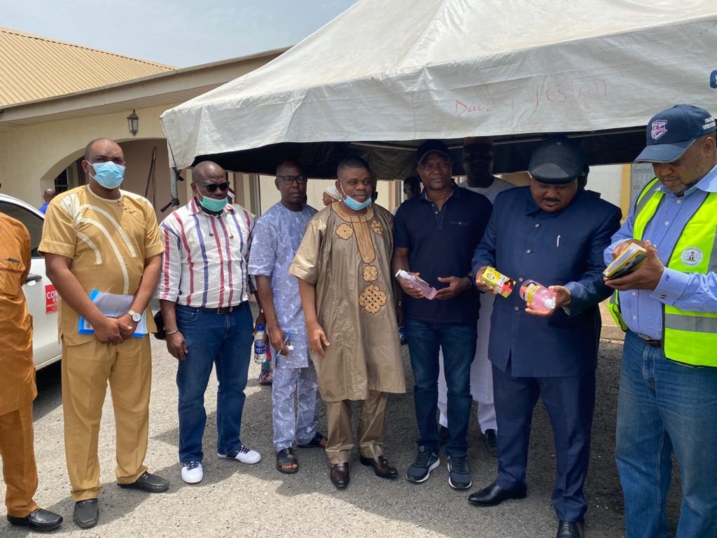 PEACE STANDARD PHARM. DONATES HAND SANITIZER TO KWARA STATE GOVERNMENT TO FIGHT COVID 19